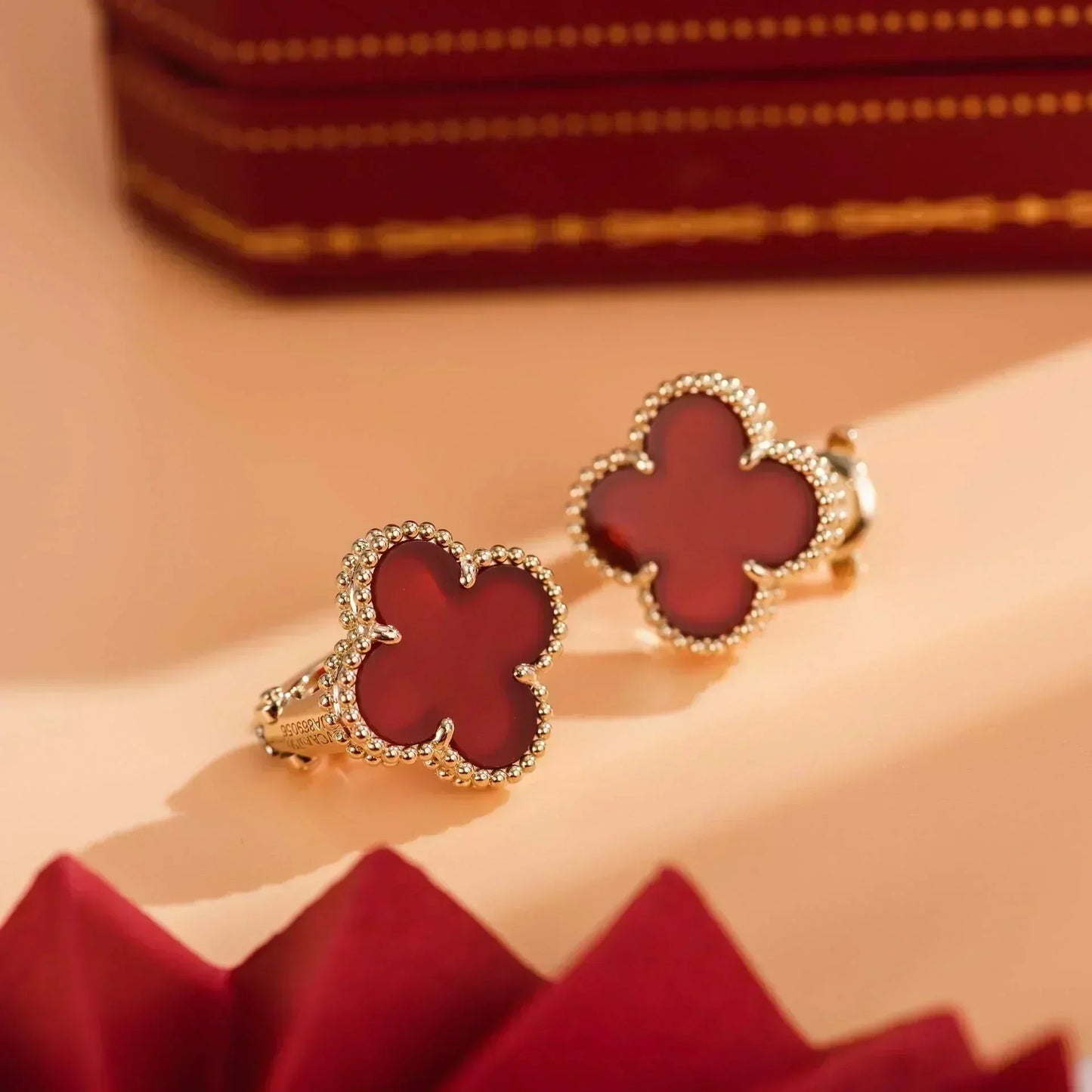 [Charm Aries Jewelry]CLOVER MEDIUM 1 MOTIFS CARNELIAN  EARRINGS