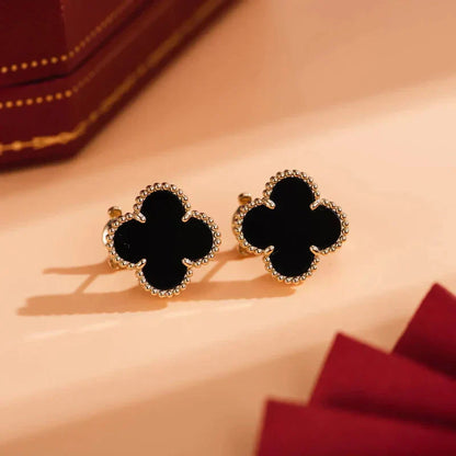 [Charm Aries Jewelry]CLOVER MEDIUM 1 MOTIFS  ONYX STUD EARRINGS