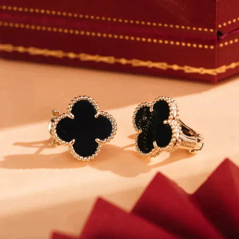 [Charm Aries Jewelry]CLOVER MEDIUM 1 MOTIFS  ONYX STUD EARRINGS