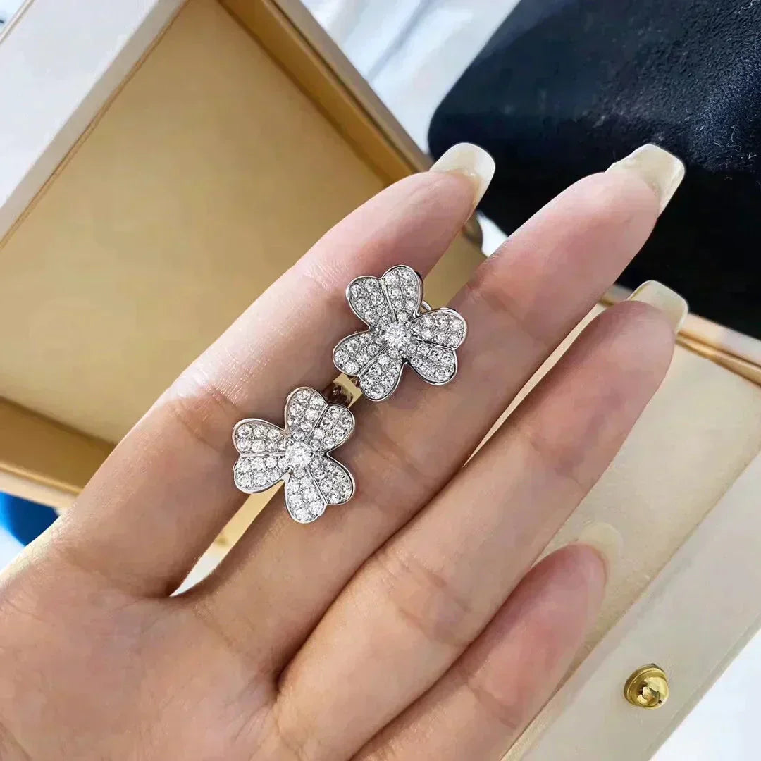 [Charm Aries Jewelry]CLOVER COMOS DIAMOND EARRINGS SILVER