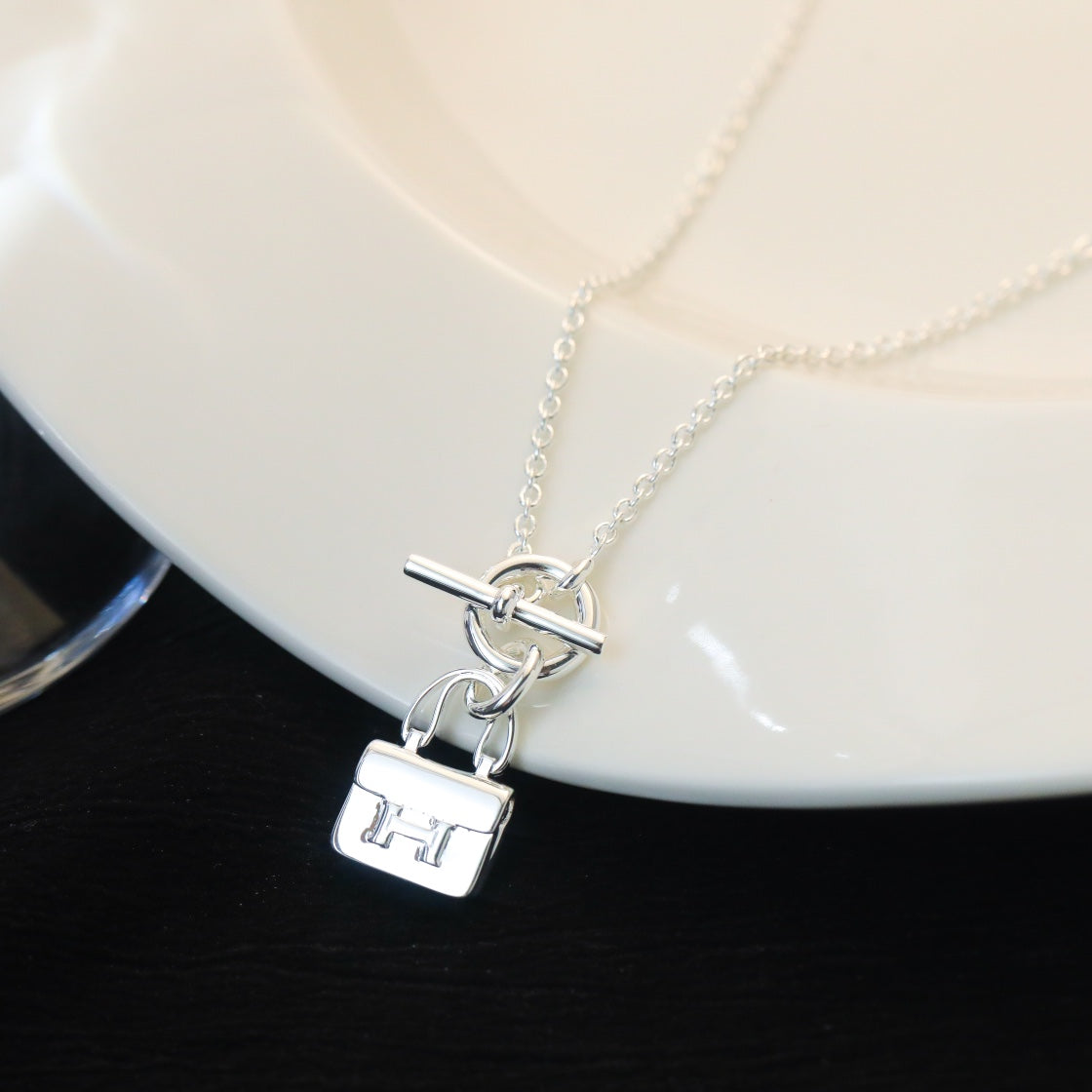 [Charm Aries Jewelry]POP H PEDANT SILVER NECKLACE