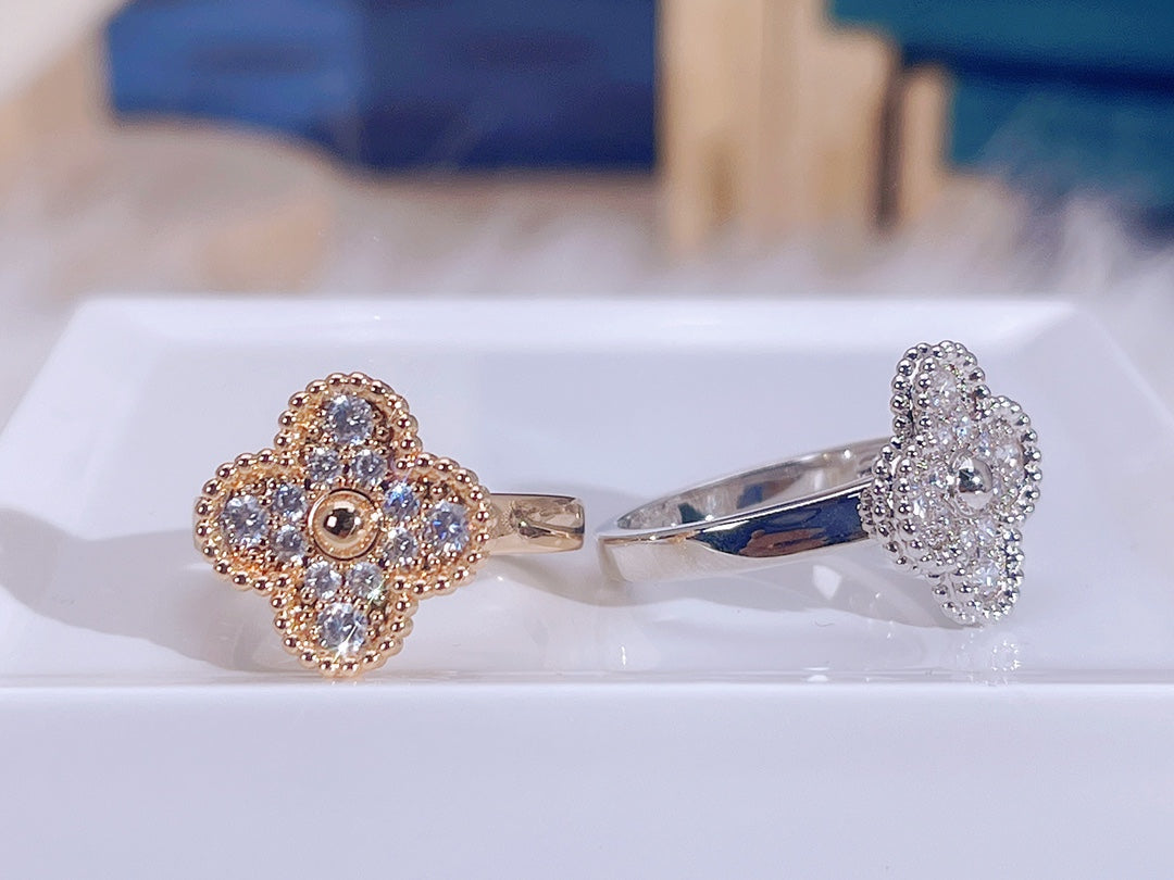 [Charm Aries Jewelry]CLOVER DIAMOND RING