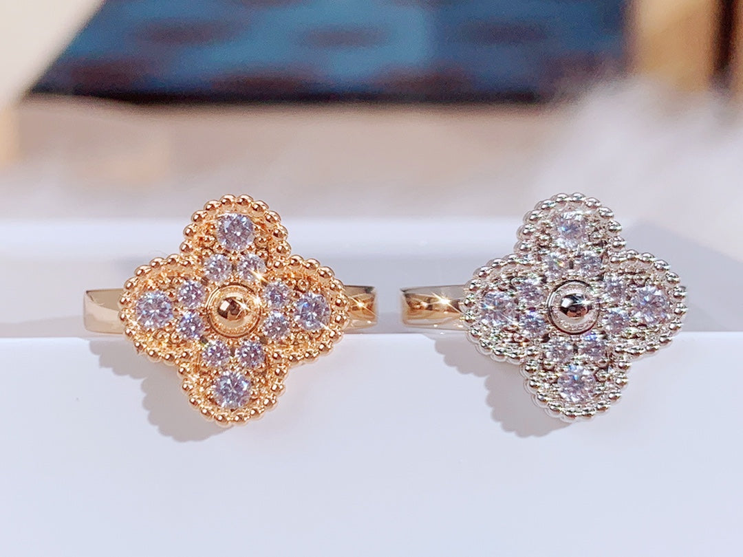 [Charm Aries Jewelry]CLOVER DIAMOND RING