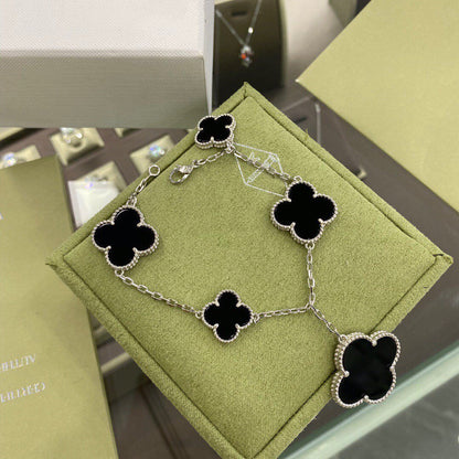 [Charm Aries Jewelry]CLOVER 5 MOTIFS SIVLER ONYX BRACELET