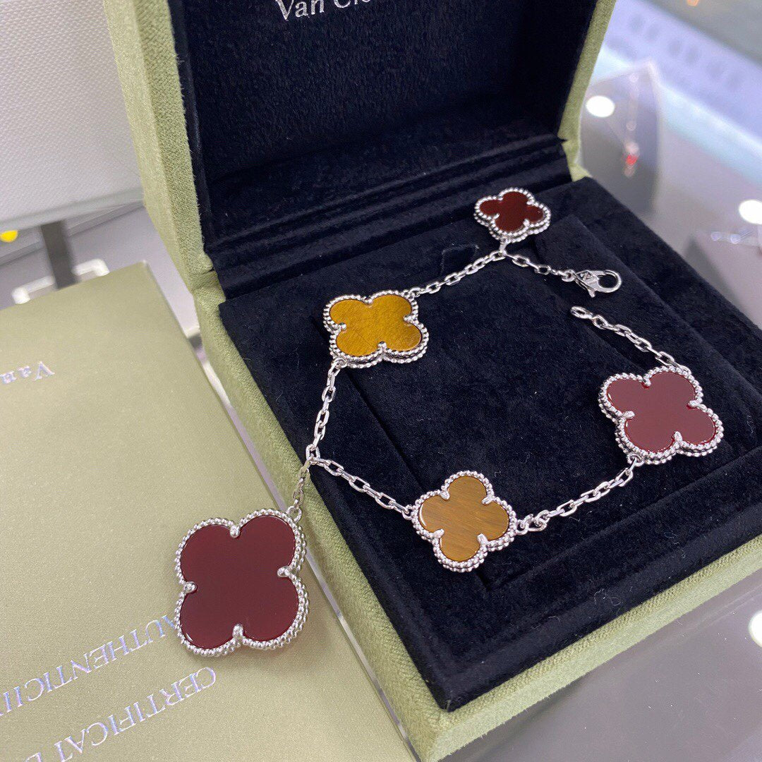 [Charm Aries Jewelry]CLOVER 5 MOTIFS SIVLER CARNELIAN TIGER EYE BRACELET