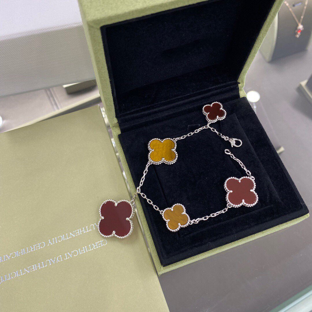 [Charm Aries Jewelry]CLOVER 5 MOTIFS SIVLER CARNELIAN TIGER EYE BRACELET