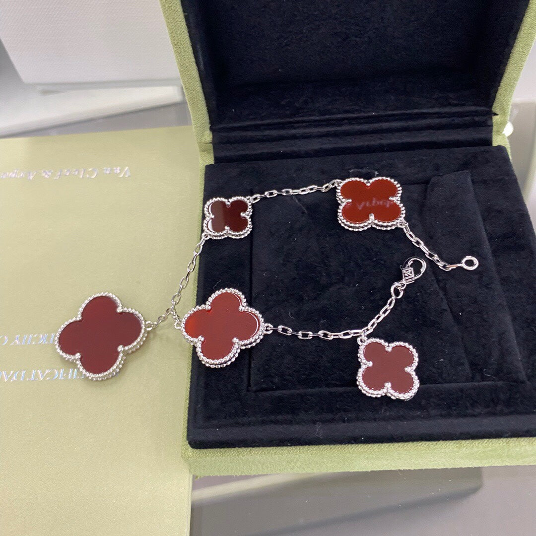 [Charm Aries Jewelry]CLOVER 5 MOTIFS SIVLER CARNELIAN BRACELET