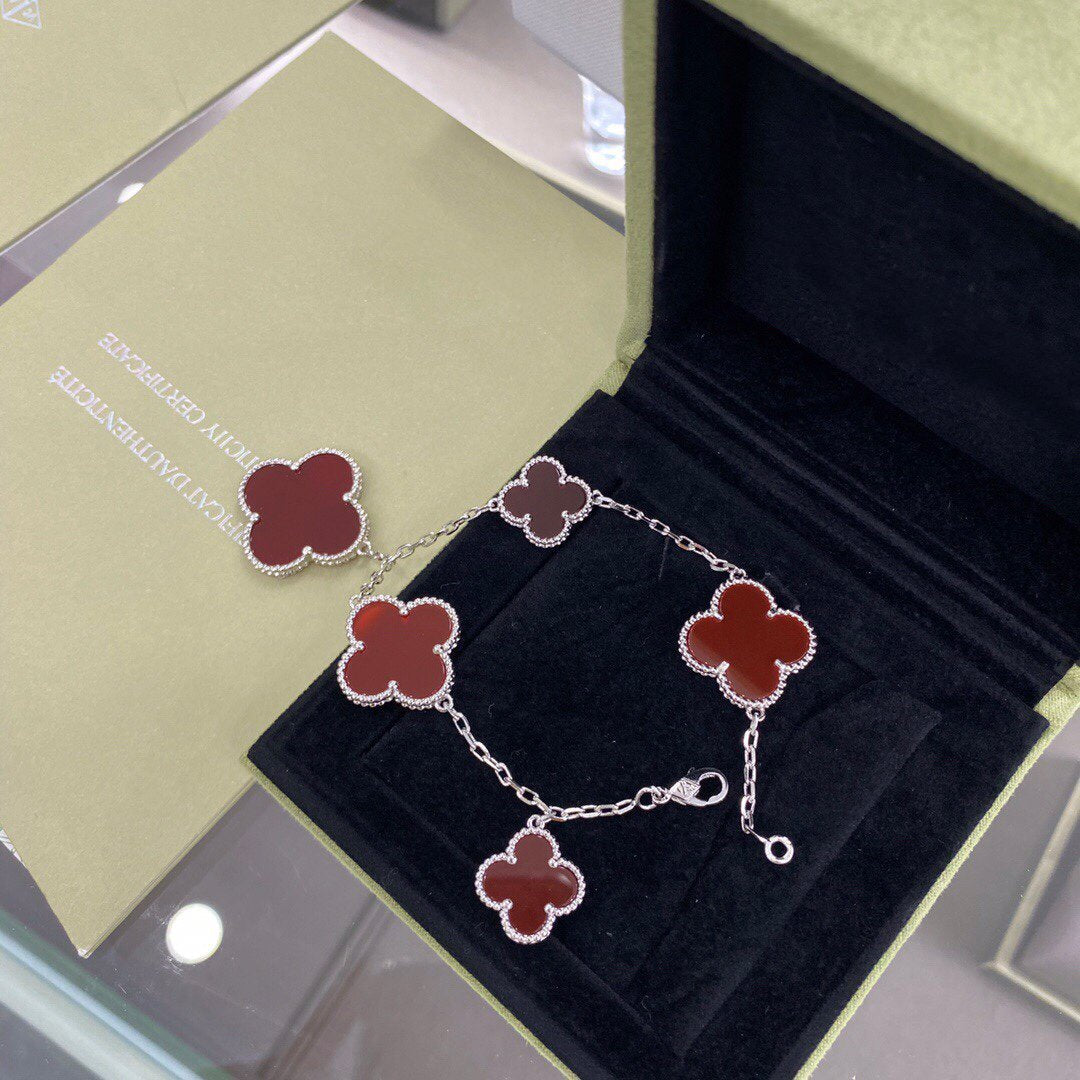 [Charm Aries Jewelry]CLOVER 5 MOTIFS SIVLER CARNELIAN BRACELET