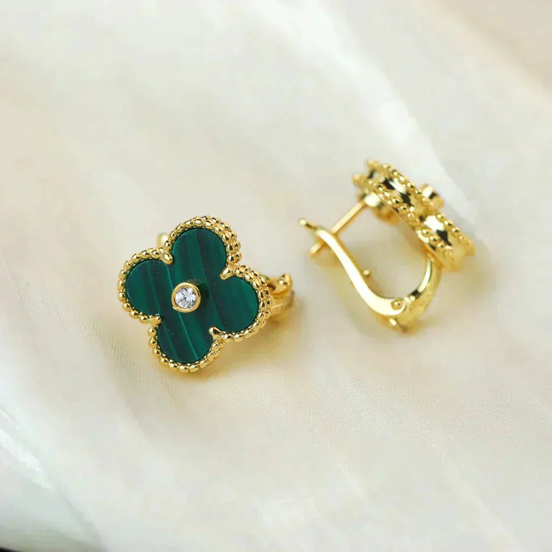 [Charm Aries Jewelry]CLOVER MEDIUM 1 MOTIFS MALACHITE DIAMOND EARRINGS