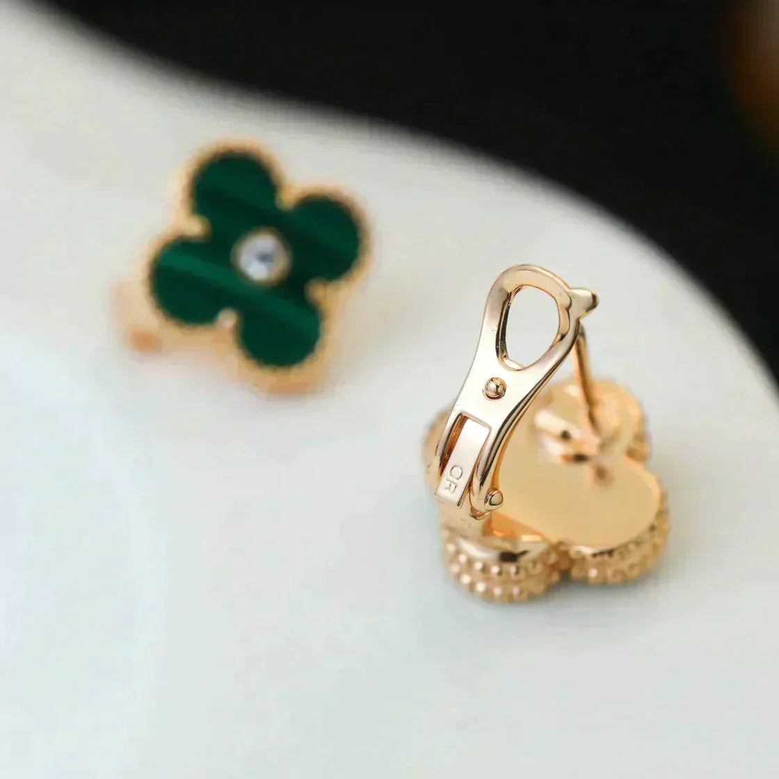 [Charm Aries Jewelry]CLOVER MEDIUM 1 MOTIFS MALACHITE DIAMOND EARRINGS