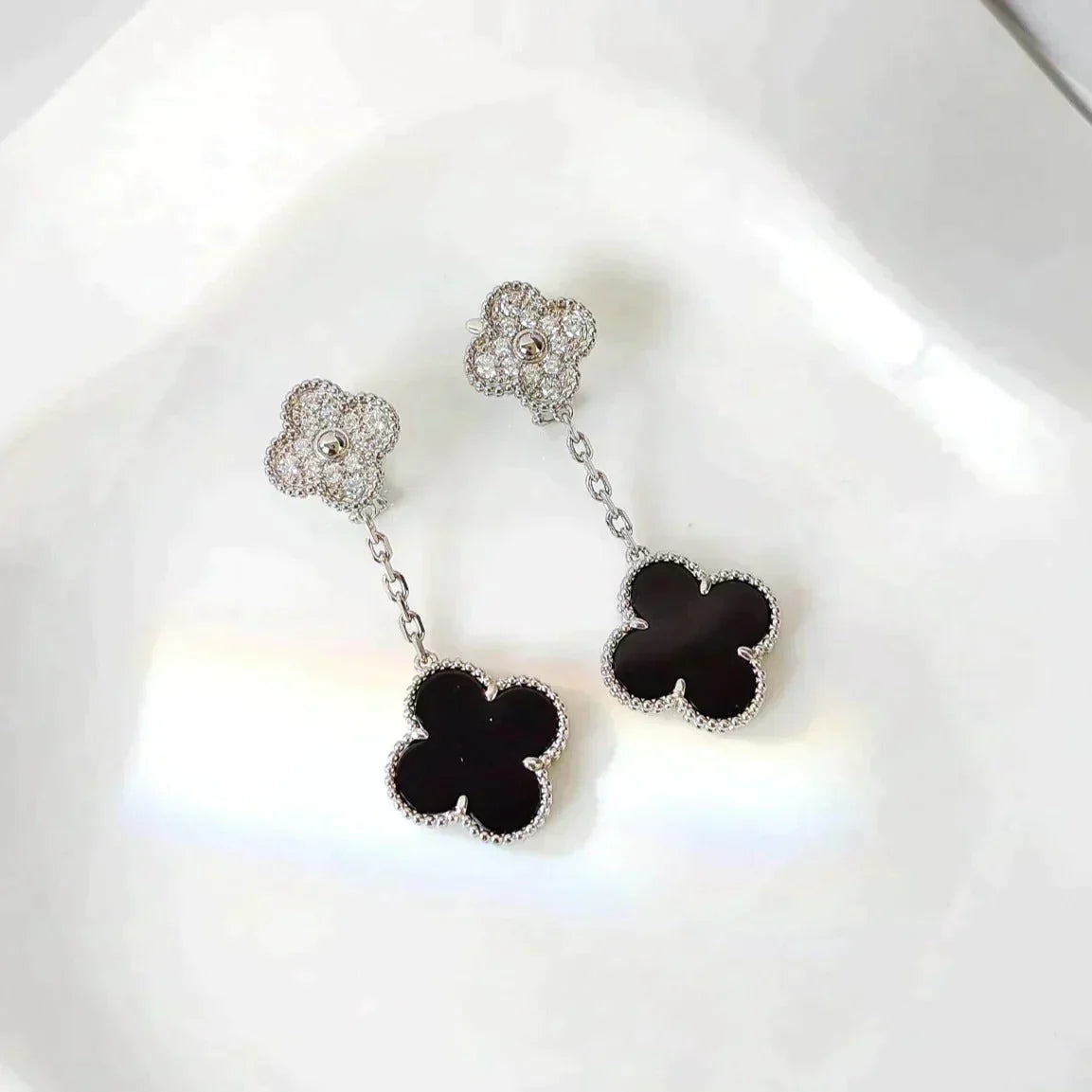 [Charm Aries Jewelry]CLOVER 2 MOTIFS  DIAMOND ONYX EARRINGS SILVER