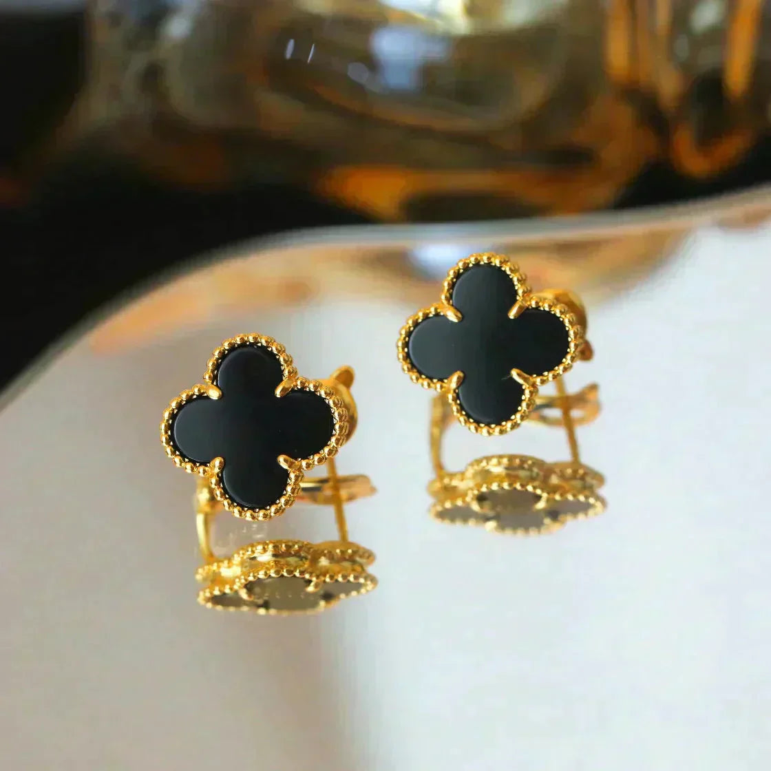 [Charm Aries Jewelry]CLOVER MEDIUM 1 MOTIFS  ONYX STUD EARRINGS