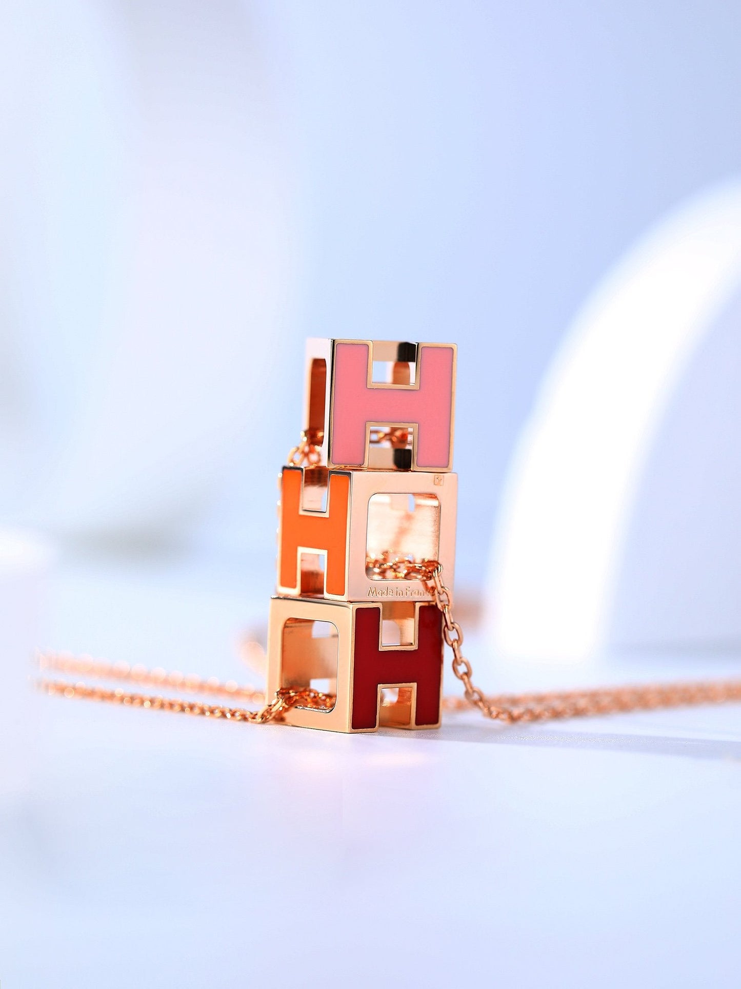 [Charm Aries Jewelry]H CAGE PINK GOLD NECKLACE