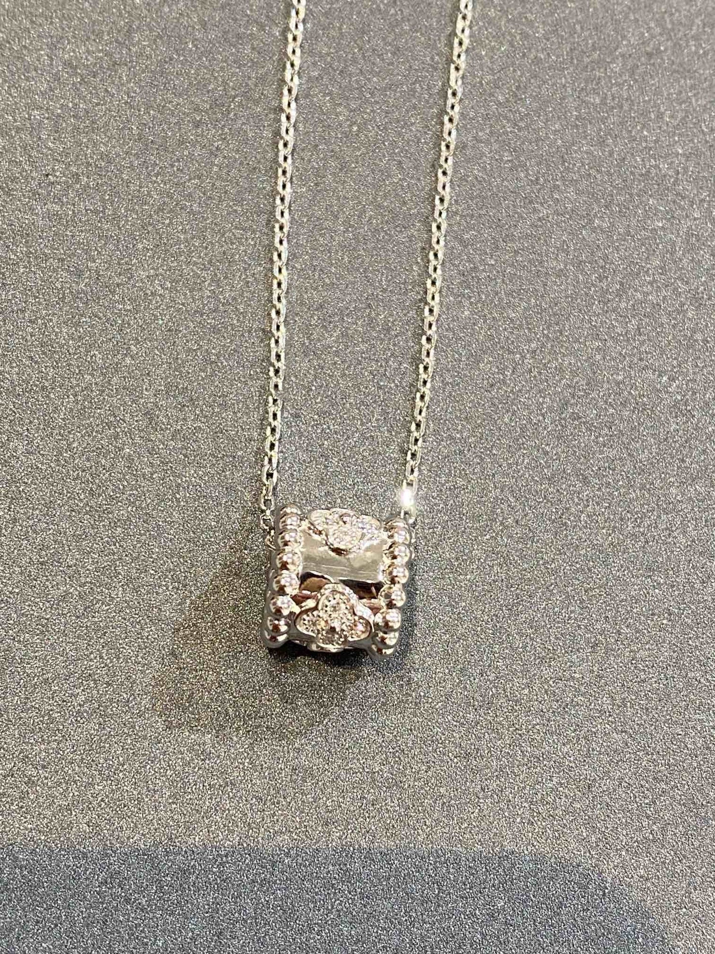 [Charm Aries Jewelry]PERLEE PEDANT SIVLER DIAMOND NECKLACE