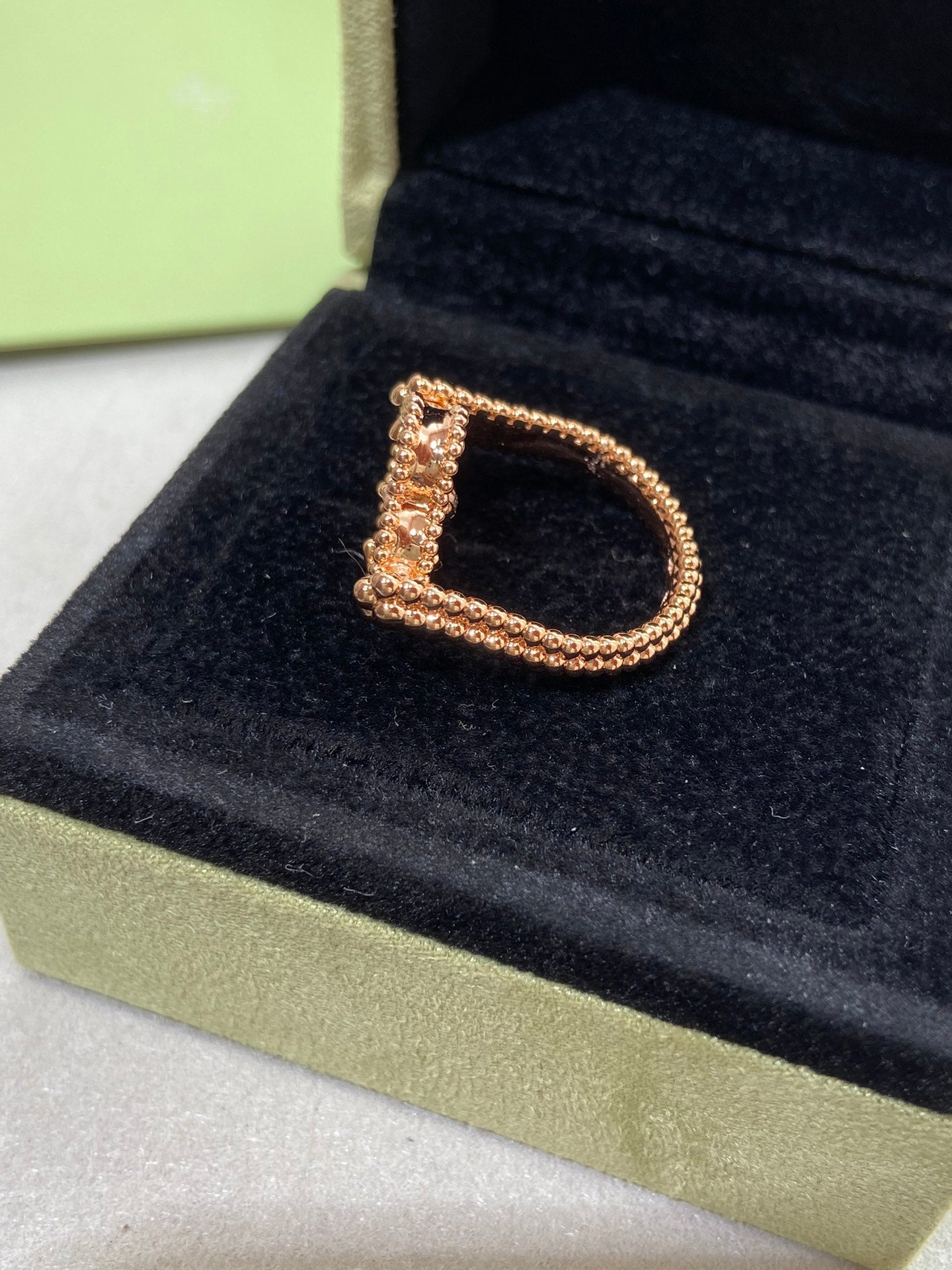[Charm Aries Jewelry]CLOVER RIVERSIBLE ROSE GOLD RING