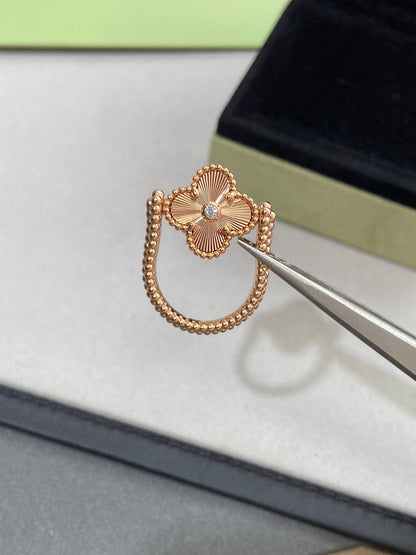[Charm Aries Jewelry]CLOVER RIVERSIBLE ROSE GOLD RING