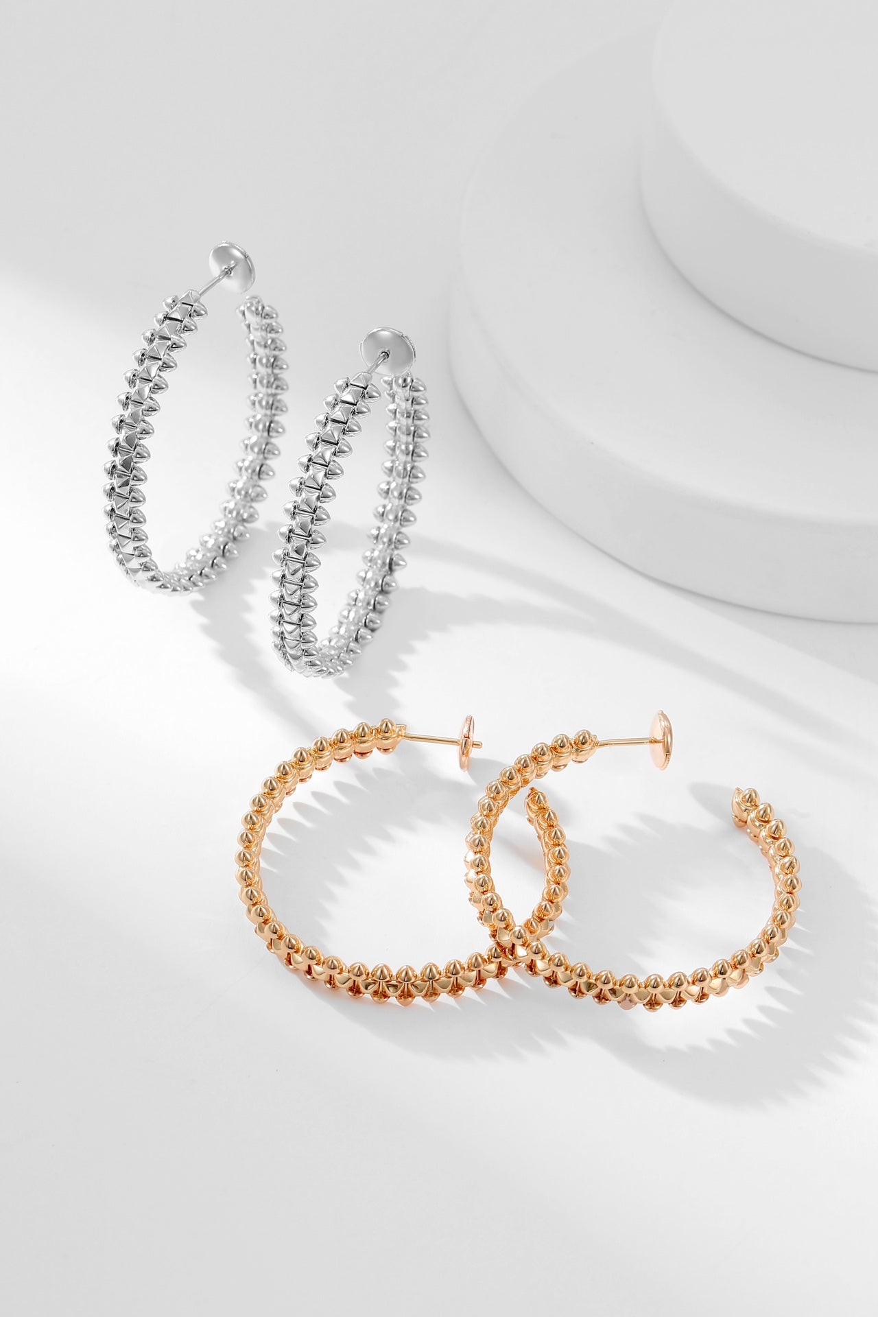 [Charm Aries Jewelry]CLASH HOOP EARRINGS