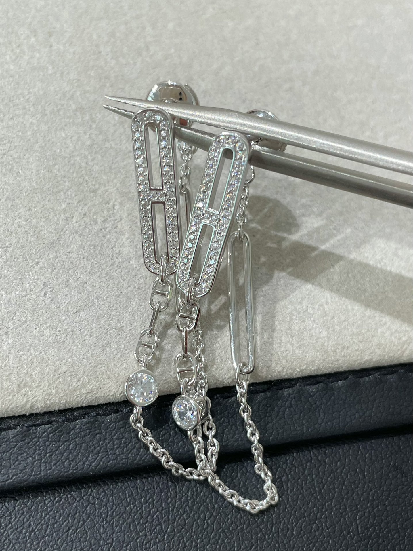 [Charm Aries Jewelry]CHAINE CHAOS DIAMOND DROP EARRINGS