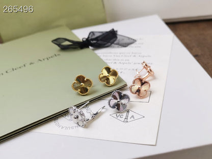 [Charm Aries Jewelry]CLOVER MEDIUM STUD EARRINGS