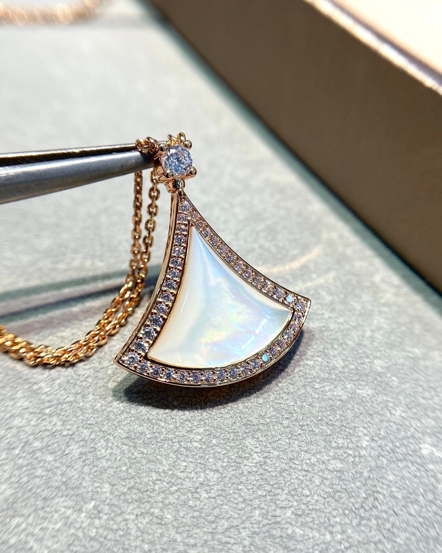 [Charm Aries Jewelry]DREAM MOP DIAMOND PAVED PINK GOLD NECKLACE