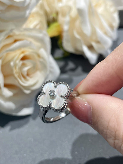 [Charm Aries Jewelry]CLOVER SILVER MOP DIAMOND RING
