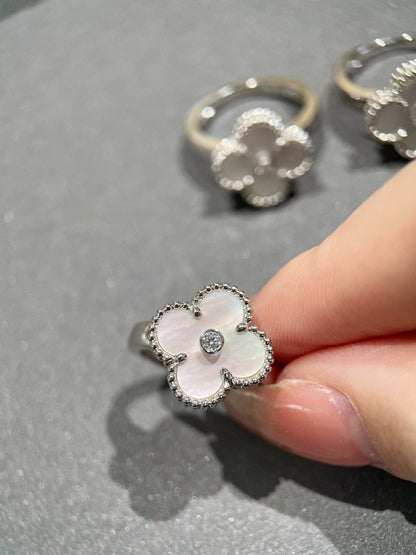 [Charm Aries Jewelry]CLOVER SILVER MOP DIAMOND RING