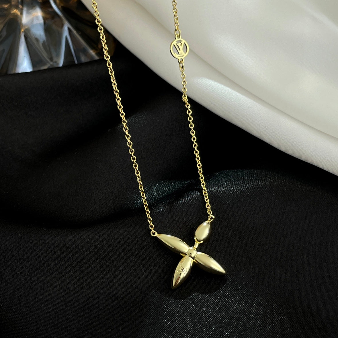 [Charm Aries Jewelry]LOUISETTE GOLD NECKLACE