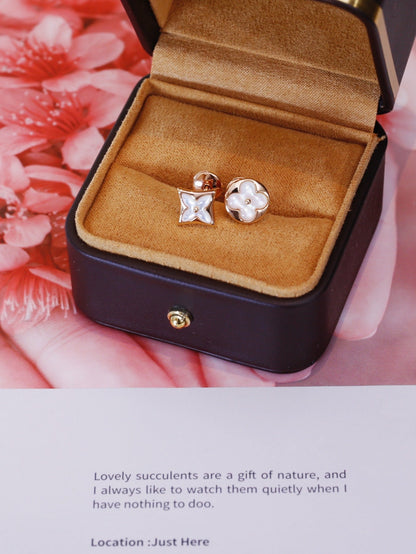 [Charm Aries Jewelry]STAR AND SUN PINK GOLD MOP STUD EARRINGS