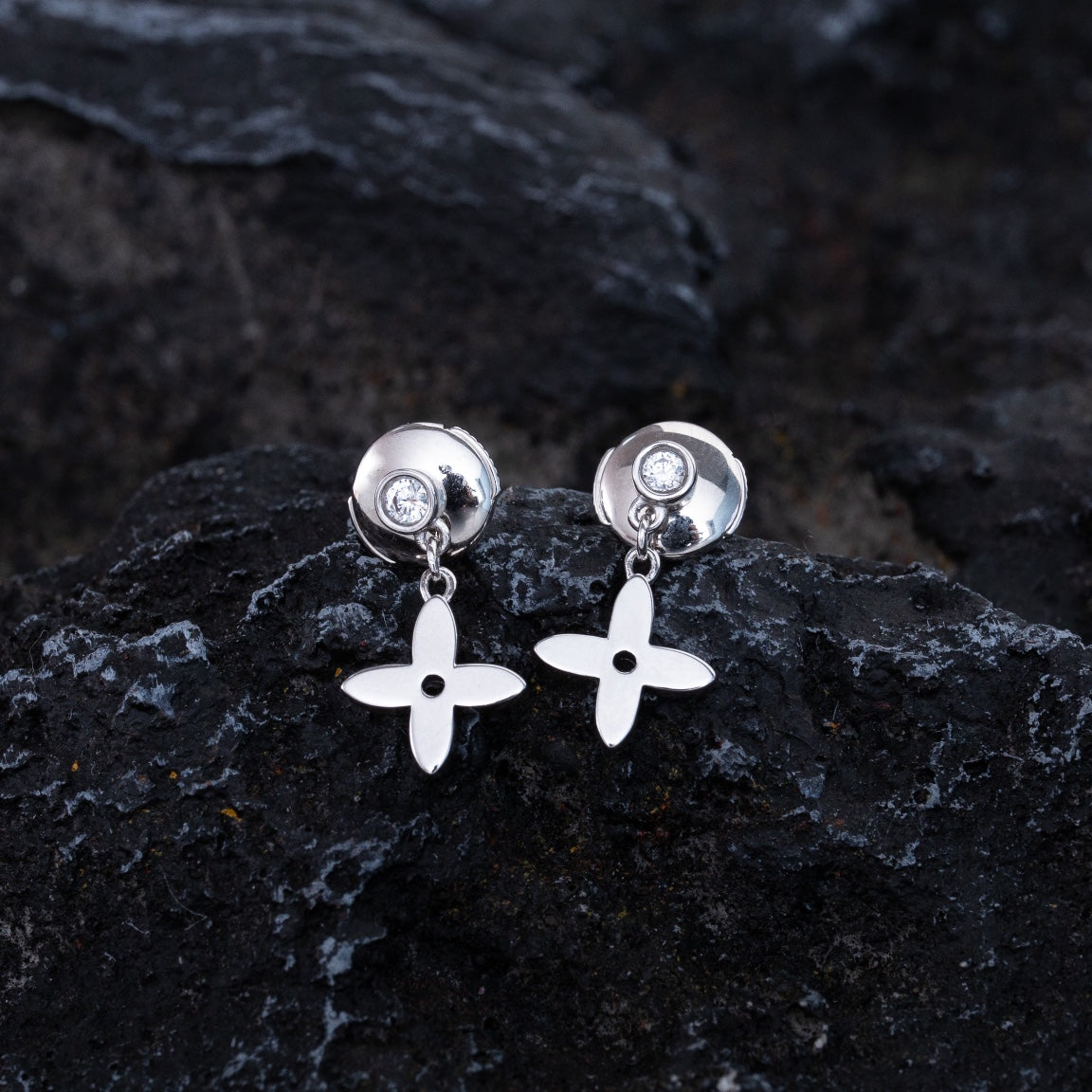 [Charm Aries Jewelry]VIDYLLE SILVER DIAMOND MINI DROP EARRINGS