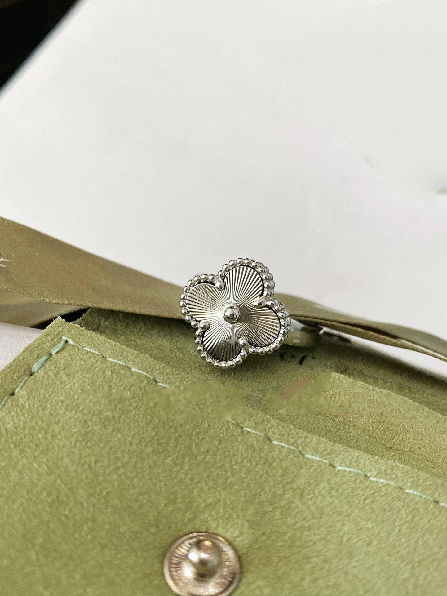 [Charm Aries Jewelry]CLOVER SILVER RING