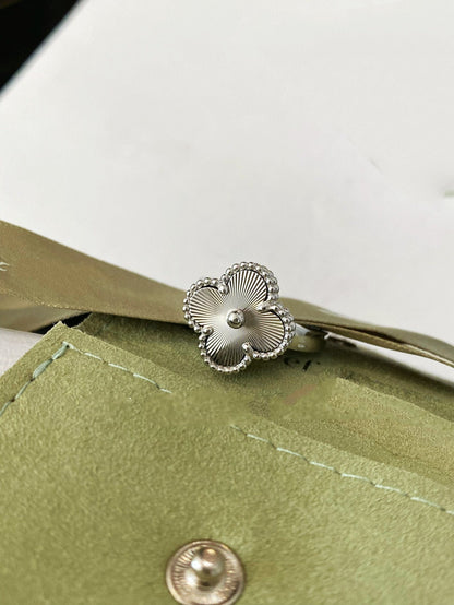 [Charm Aries Jewelry]CLOVER SILVER RING