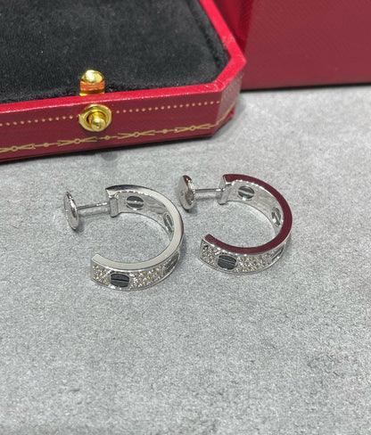 [Charm Aries Jewelry]LOVE CERAMIC DIAMOND PAVED SILVER EARRINGS