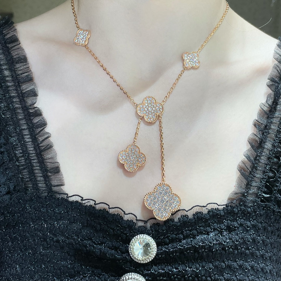 [Charm Aries Jewelry]CLOVER 6 MOTIF DIAMOND PAVED NECKLACE