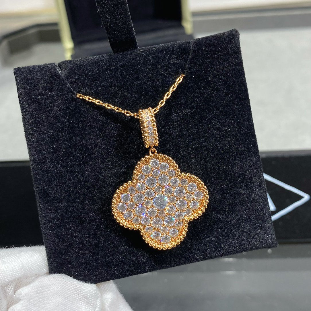 [Charm Aries Jewelry]CLOVER 25MM LARGE PEDANT DIAMOND PAVED LONG NECKLACE