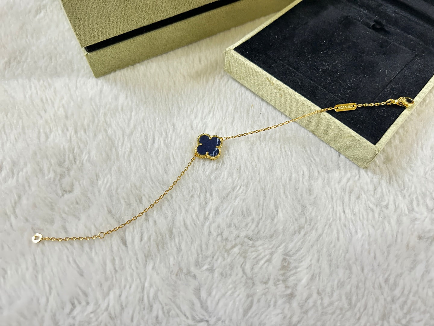 [Charm Aries Jewelry]CLOVER 1 MOTIF PIETERSITE BRACELET