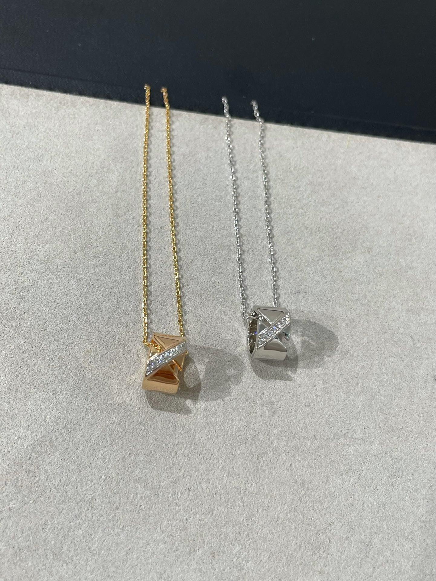 [Charm Aries Jewelry]LIENS EVIDENCE DIAMOND NECKLACE