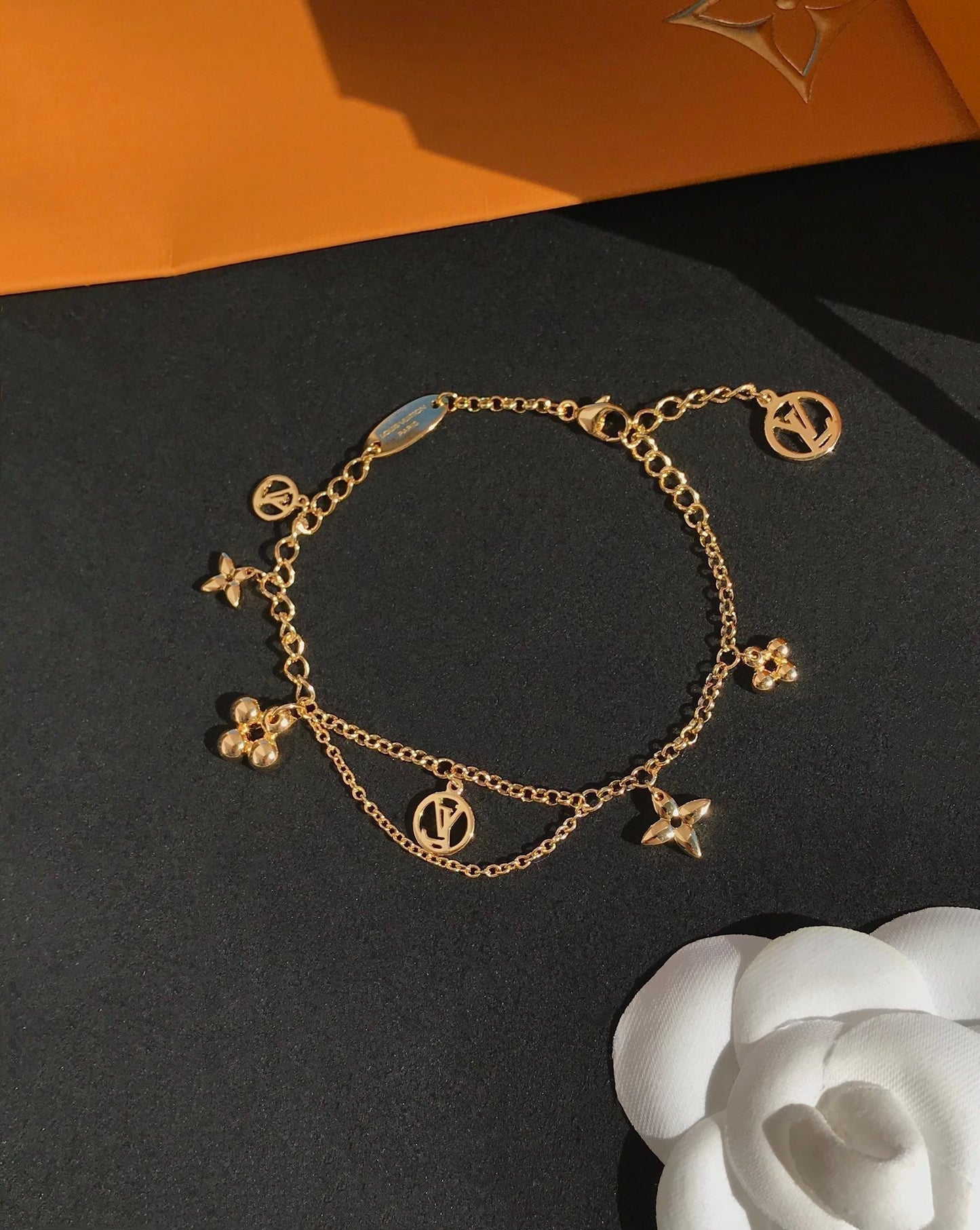 [Charm Aries Jewelry]BLOOMING PINK GOLD MOP BRACELET