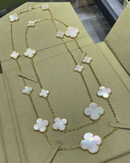 [Charm Aries Jewelry]CLOVER 16 MOTIF WHITE MOP GOLD NECKLACE