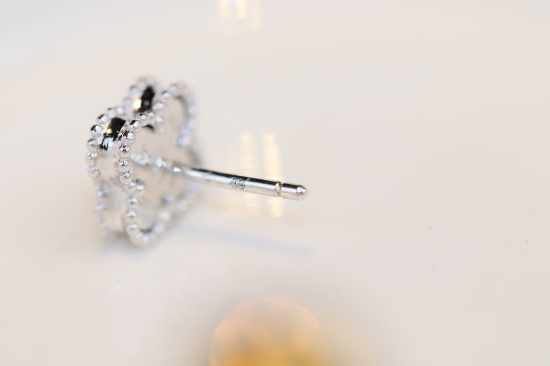 [Charm Aries Jewelry]CLOVER MINI TURQUOISE SILVER STUD EARRINGS