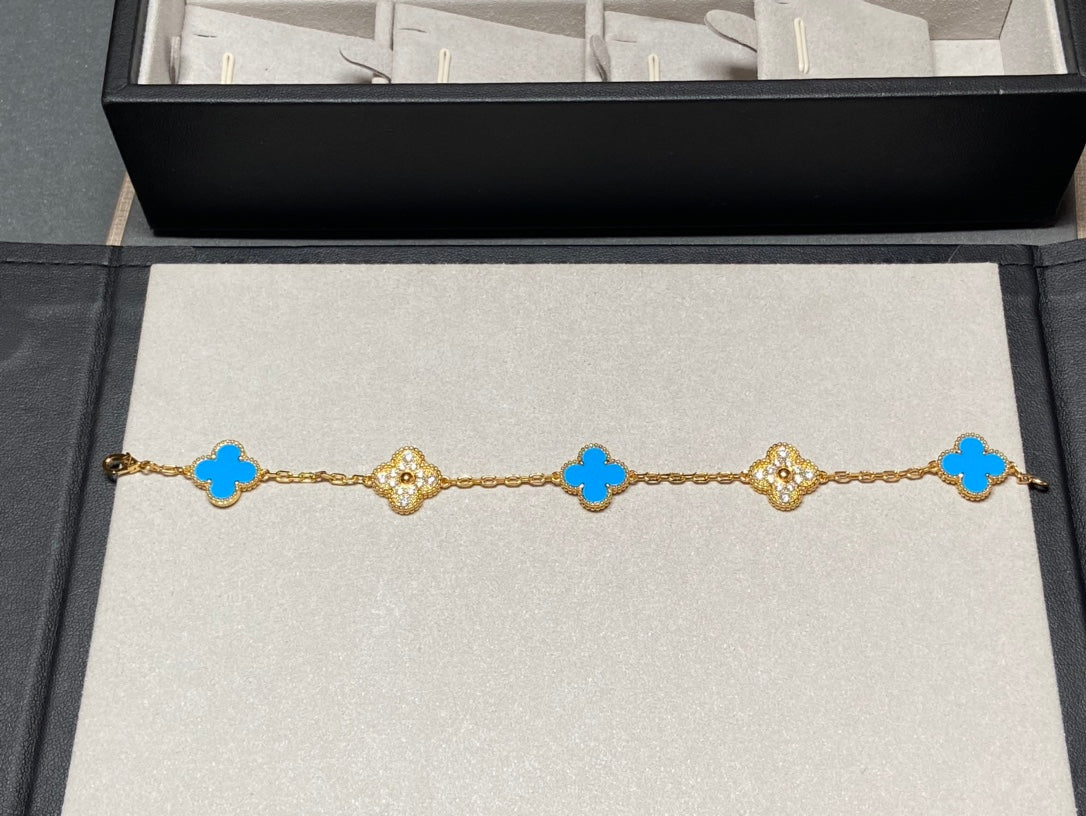 [Charm Aries Jewelry]CLOVER 5 MOTIF BLUE CHALCEDONY DIAMOND GOLD BRACELET