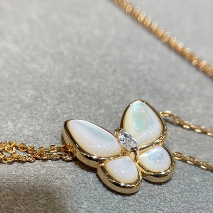 [Charm Aries Jewelry]BUTTERFLY MOP DIAMOND NECKLACE