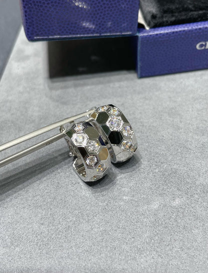 [Charm Aries Jewelry]BEE LOVE DIAMOND HOOP EARRINGS