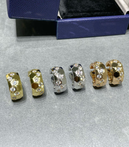 [Charm Aries Jewelry]BEE LOVE DIAMOND HOOP EARRINGS