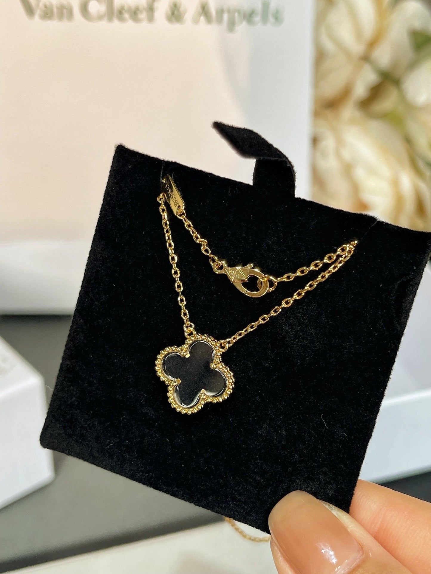 [Charm Aries Jewelry]CLOVER ROCK CRYSTAL ROSE GOLD NECKLACE