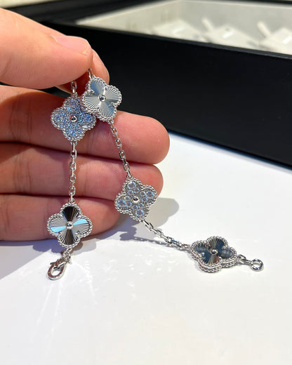 [Charm Aries Jewelry]CLOVER 5 MOTIF SILVER DIAMOND BRACELET