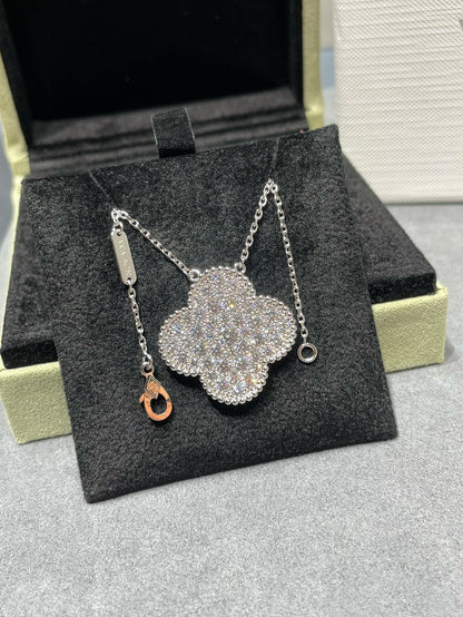 [Charm Aries Jewelry]CLOVER 25MM LARGE PENDANT DIAMOND PAVED SILVER NECKLACE