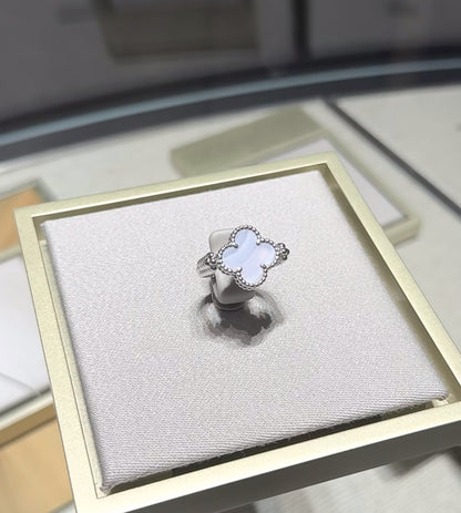 [Charm Aries Jewelry]CLOVER RIVERSIBLE PURPLE CHALCEDONY RING