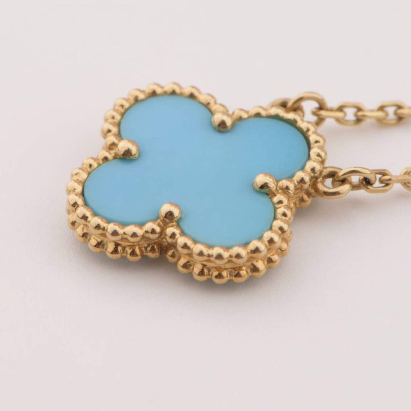 [Charm Aries Jewelry]CLOVER 15MM VINTAGE TURQUOISE NECKLACE