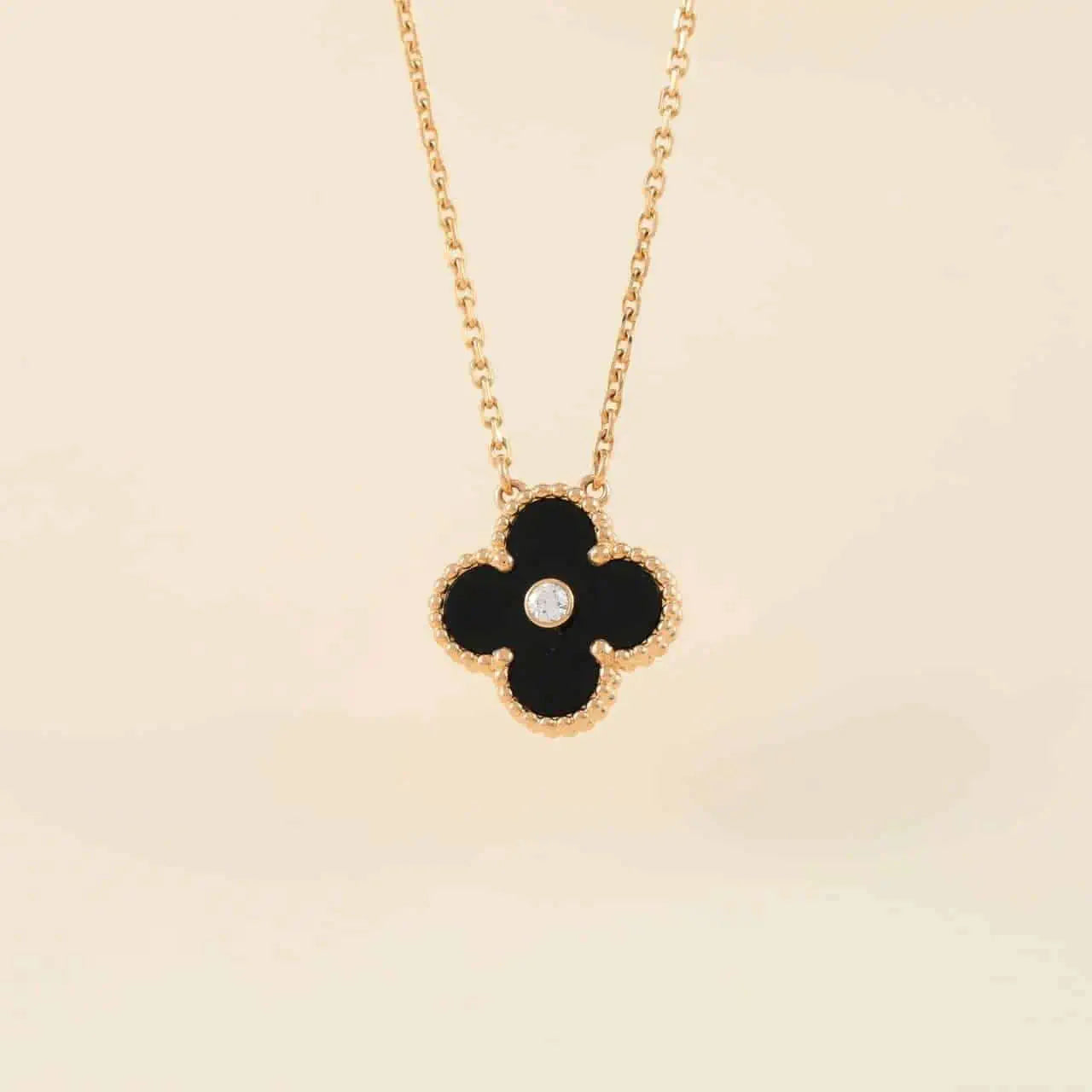 [Charm Aries Jewelry]CLOVER 15MM DIAMOND ONYX NECKLACE