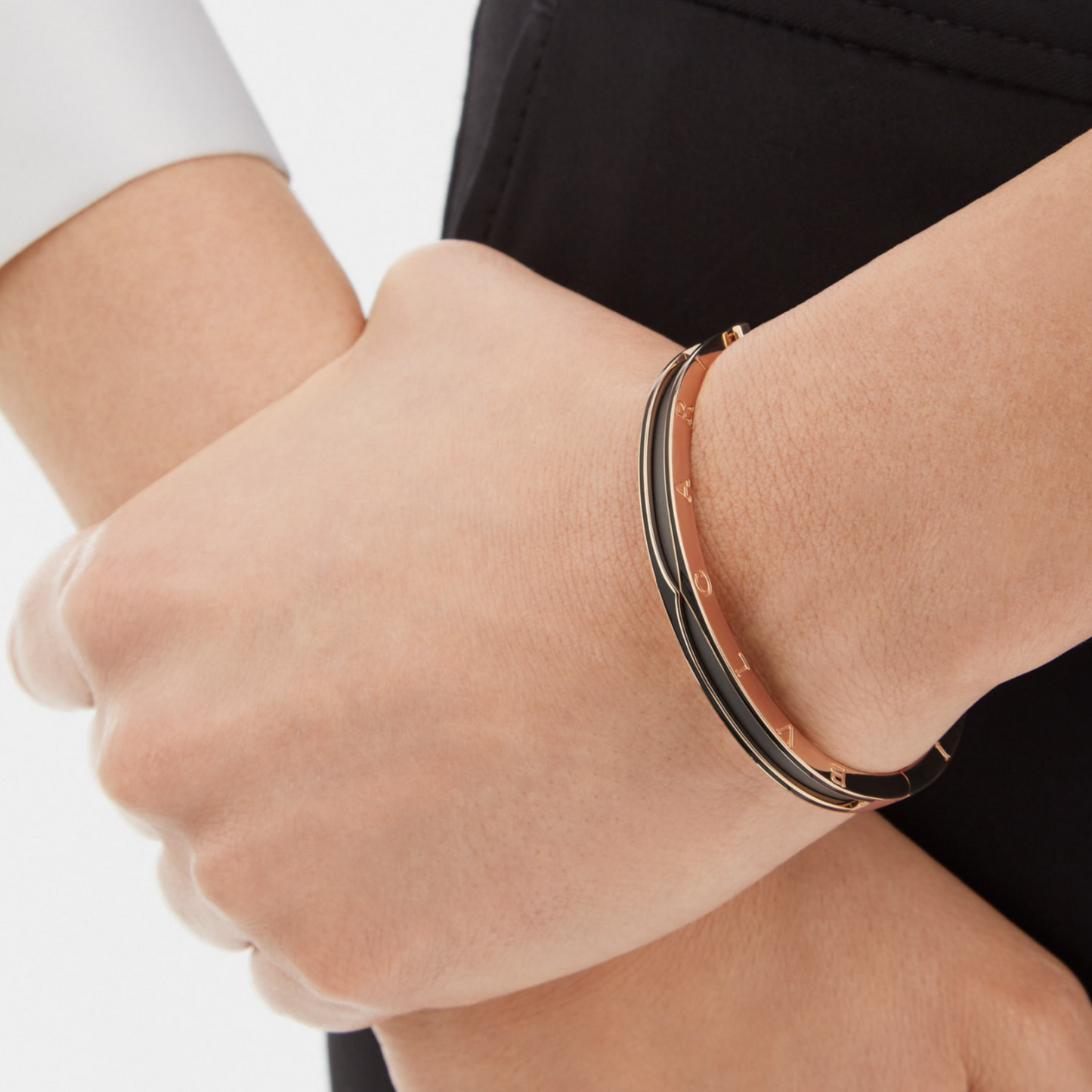 [Charm Aries Jewelry]ZERO 1 PINK GOLD WITH MATTE BLACK CERAMIC BRACELET